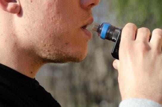 Vape Shop Expert Picks and Buyer Tips for the Best Slim Electronic Cigarette Models