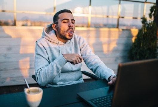 E-Sigara guide on how to buy e cigarettes online safely and discreetly with expert tips