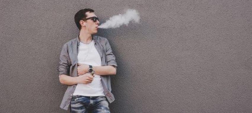 e-cigarettes vs maxx electronic cigarettes A Buyer's Guide to Flavor Options, Battery Life and Cost Savings