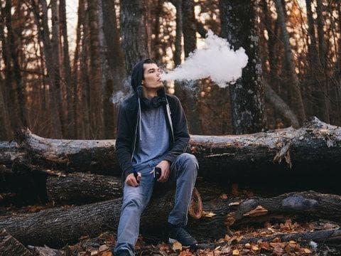 How trực tiếp bóng đá ngoại hạng anh Streaming Booms Affect Audience Behavior and What the e cigarette industry Must Know